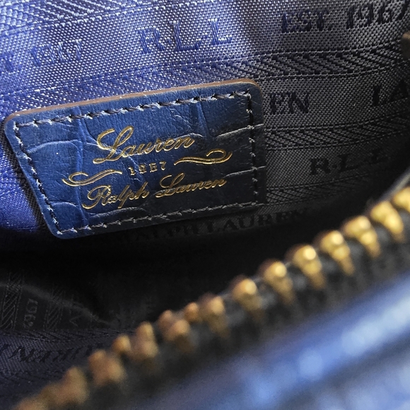 Lauren Ralph Lauren Croc-Embossed Leather Crossbody Bag Blue - Picture 8 of 13